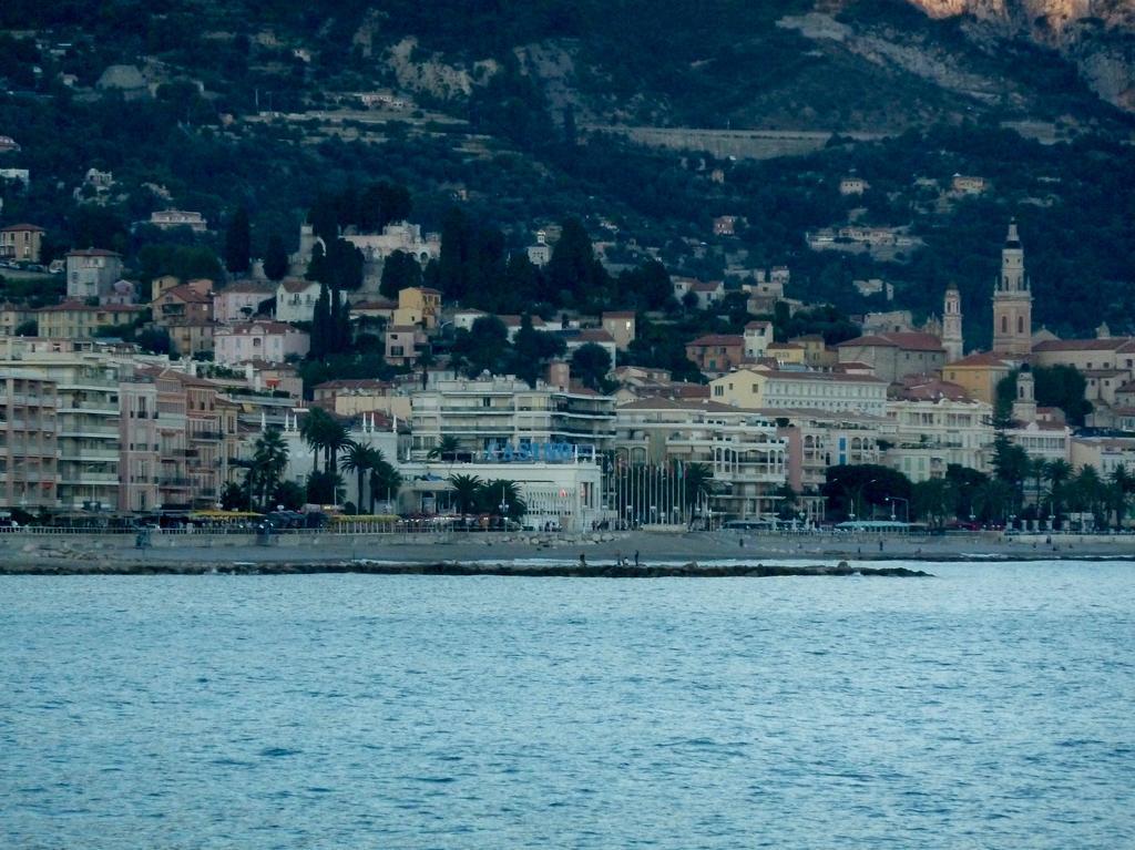 Pavillon Lilly Villa Menton Bagian luar foto